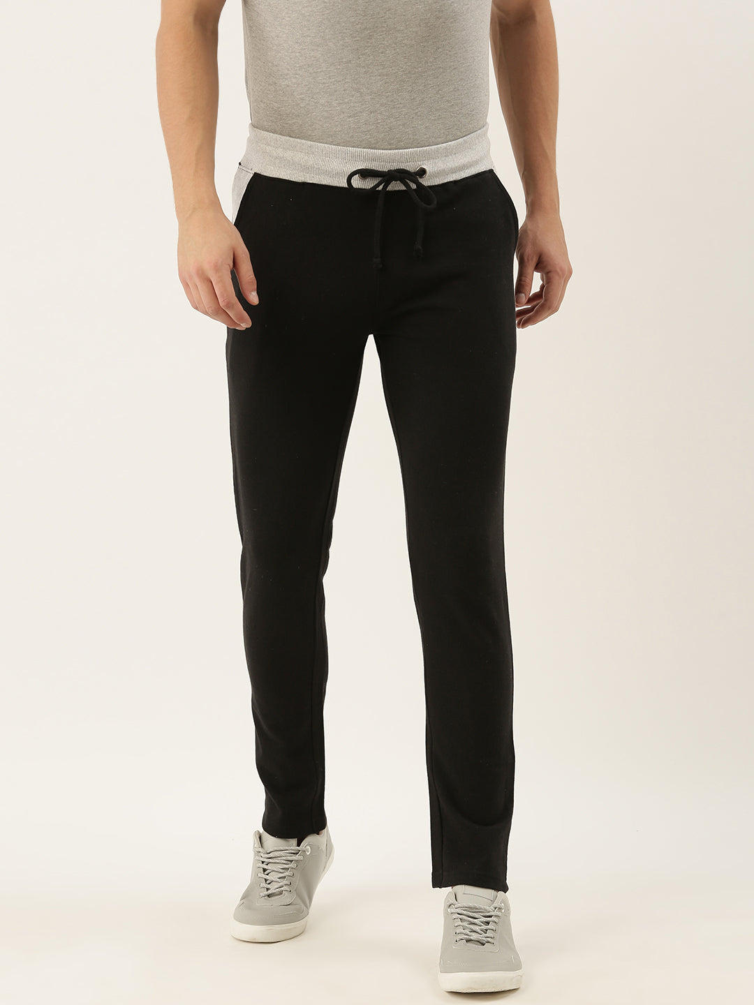 Men Black Solid Track Pants