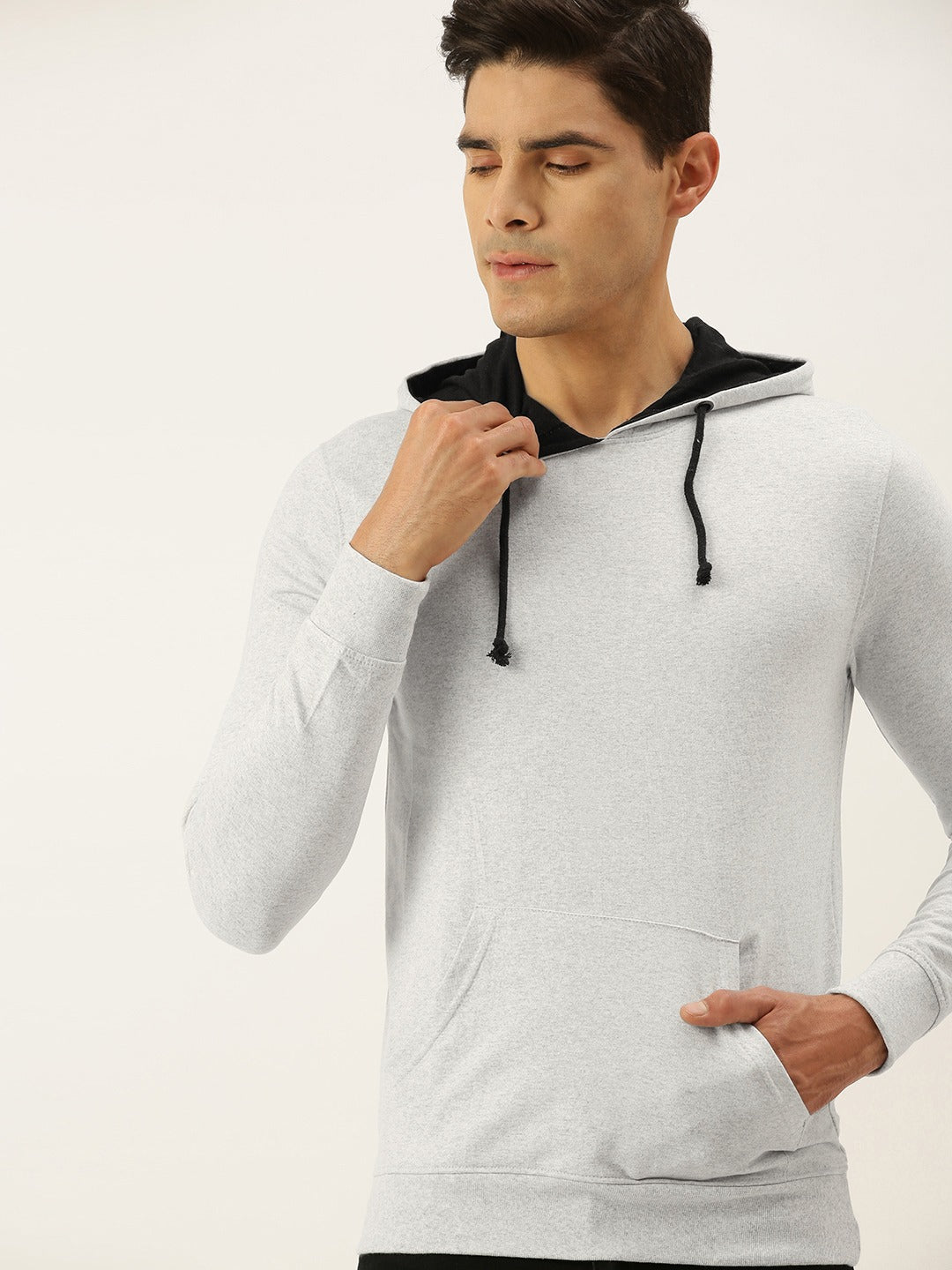 Men White Solid Hooded Kangaroo Pocket Sweatshirt