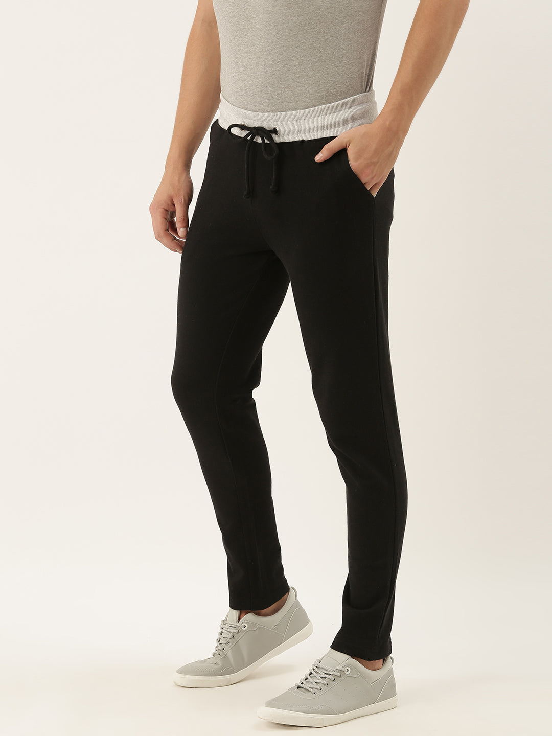 Men Black Solid Track Pants