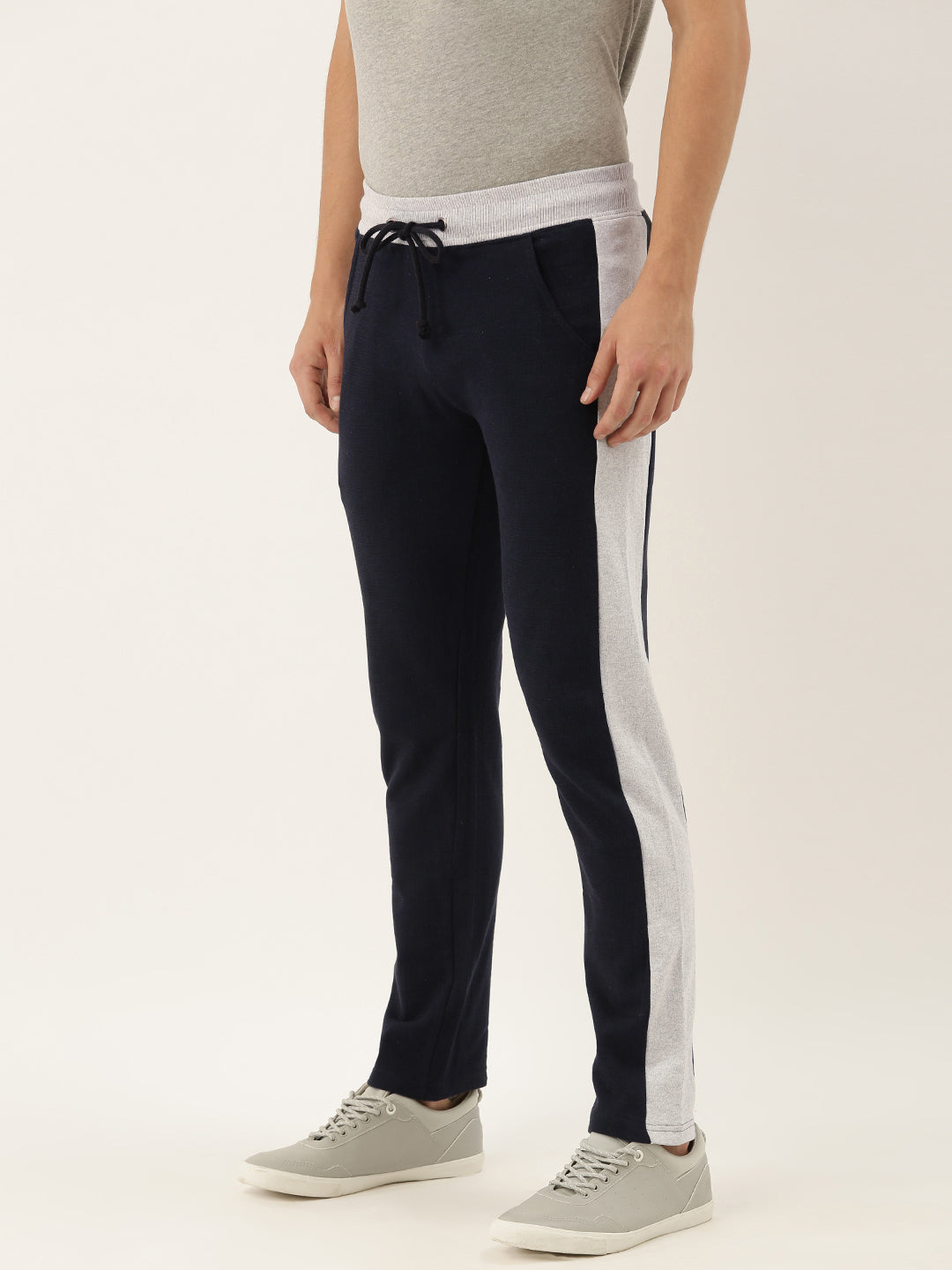 Men Blacknavy Solid Side panel Track Pants